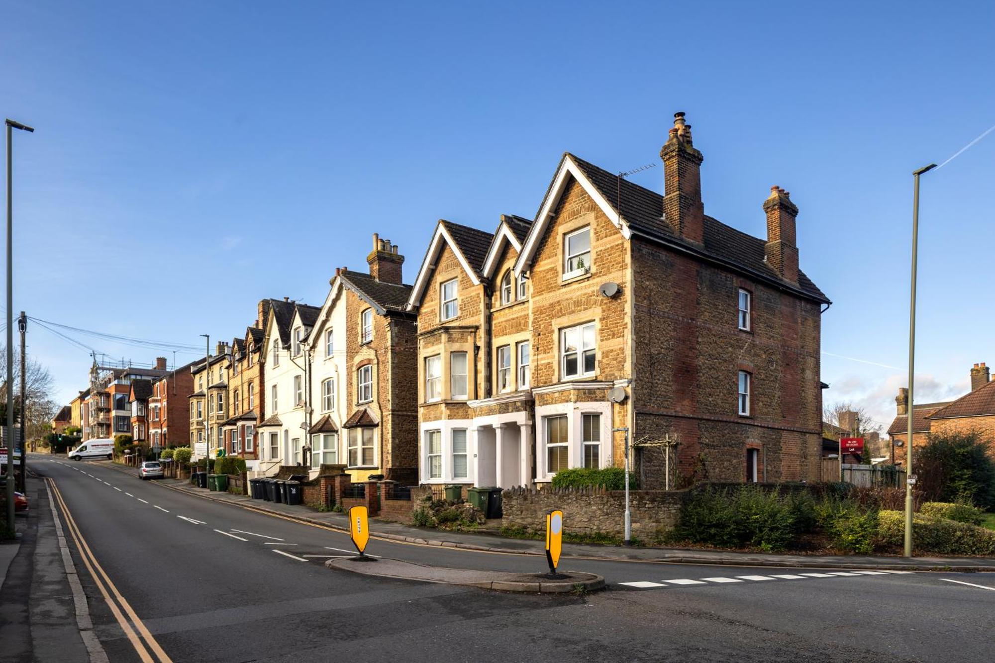 Guildford Station With Parking 아파트 외부 사진
